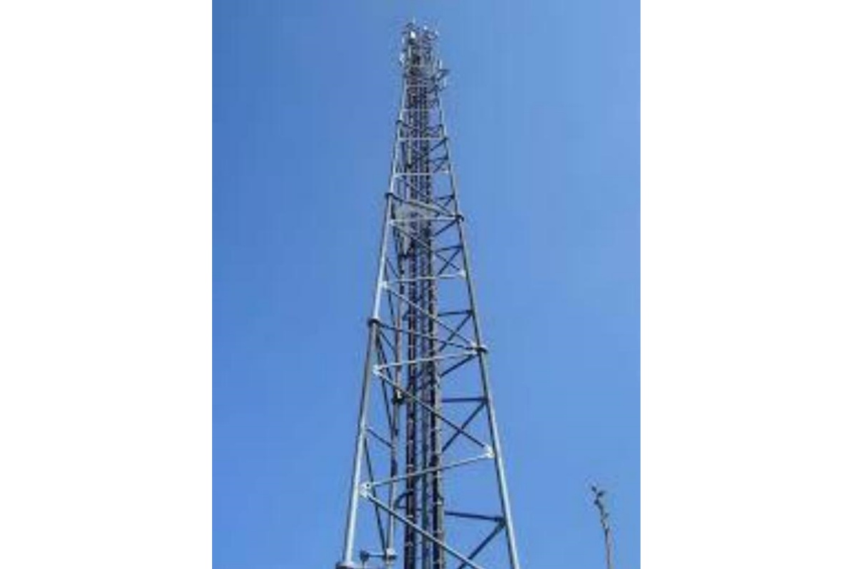 Quali sono le caratteristiche della torre di tubi in acciaio multifunzionale?
